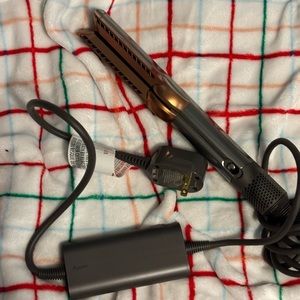 Dyson Airstrait Straightener